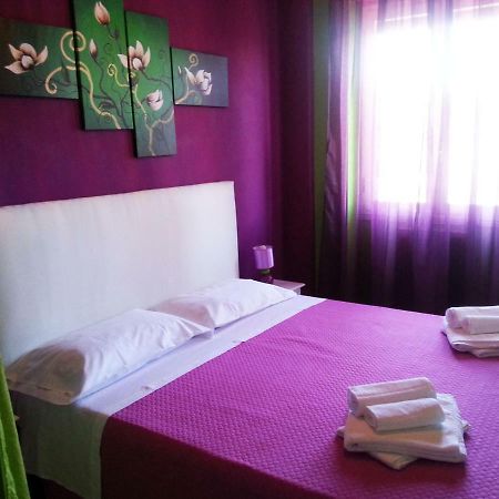 B&B Night & Day Cosenza Bagian luar foto