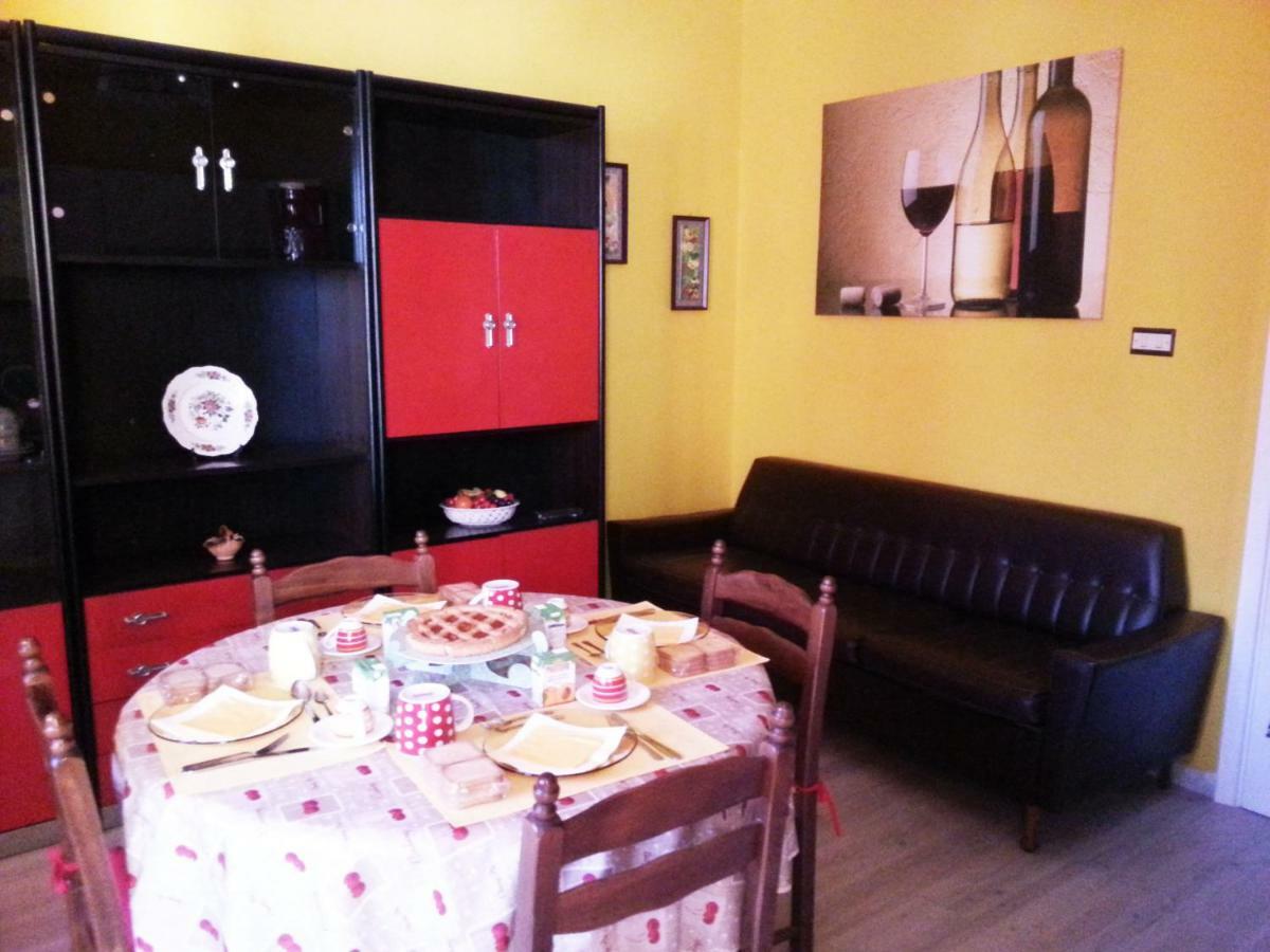B&B Night & Day Cosenza Bagian luar foto