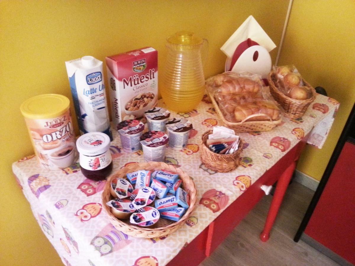 B&B Night & Day Cosenza Bagian luar foto