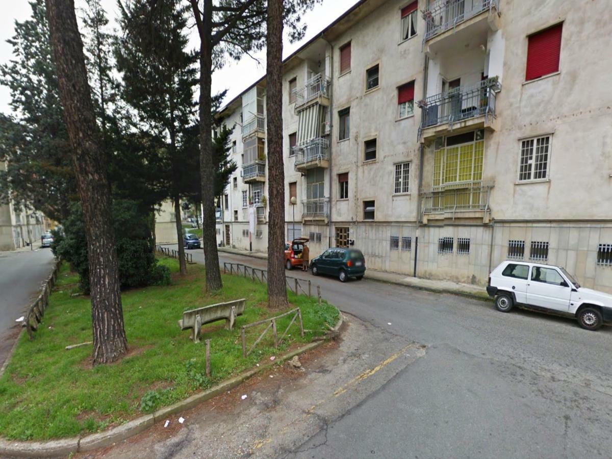 B&B Night & Day Cosenza Bagian luar foto
